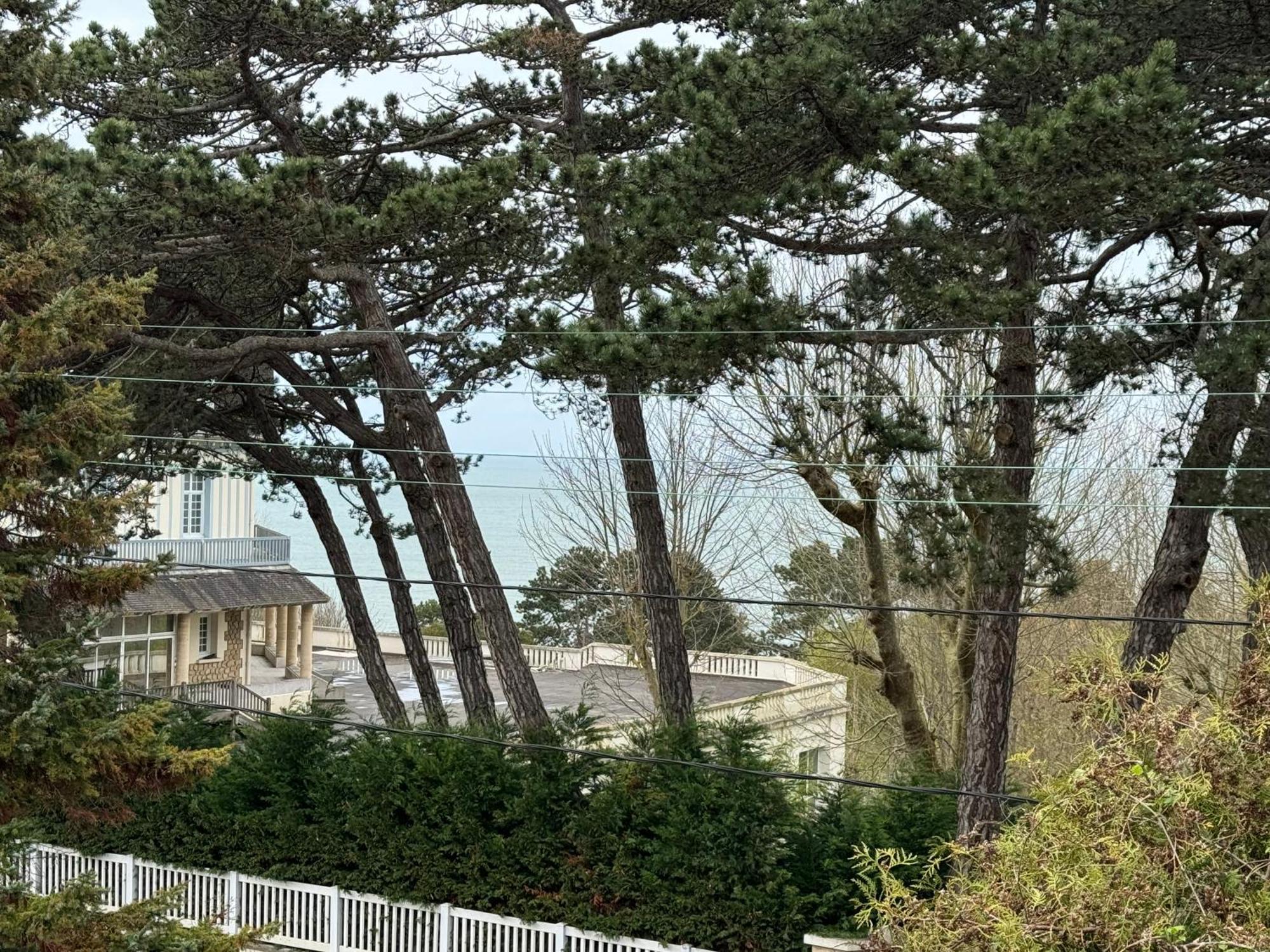Appartement A 2 Min Des Plages Trouville-sur-mer Exteriör bild